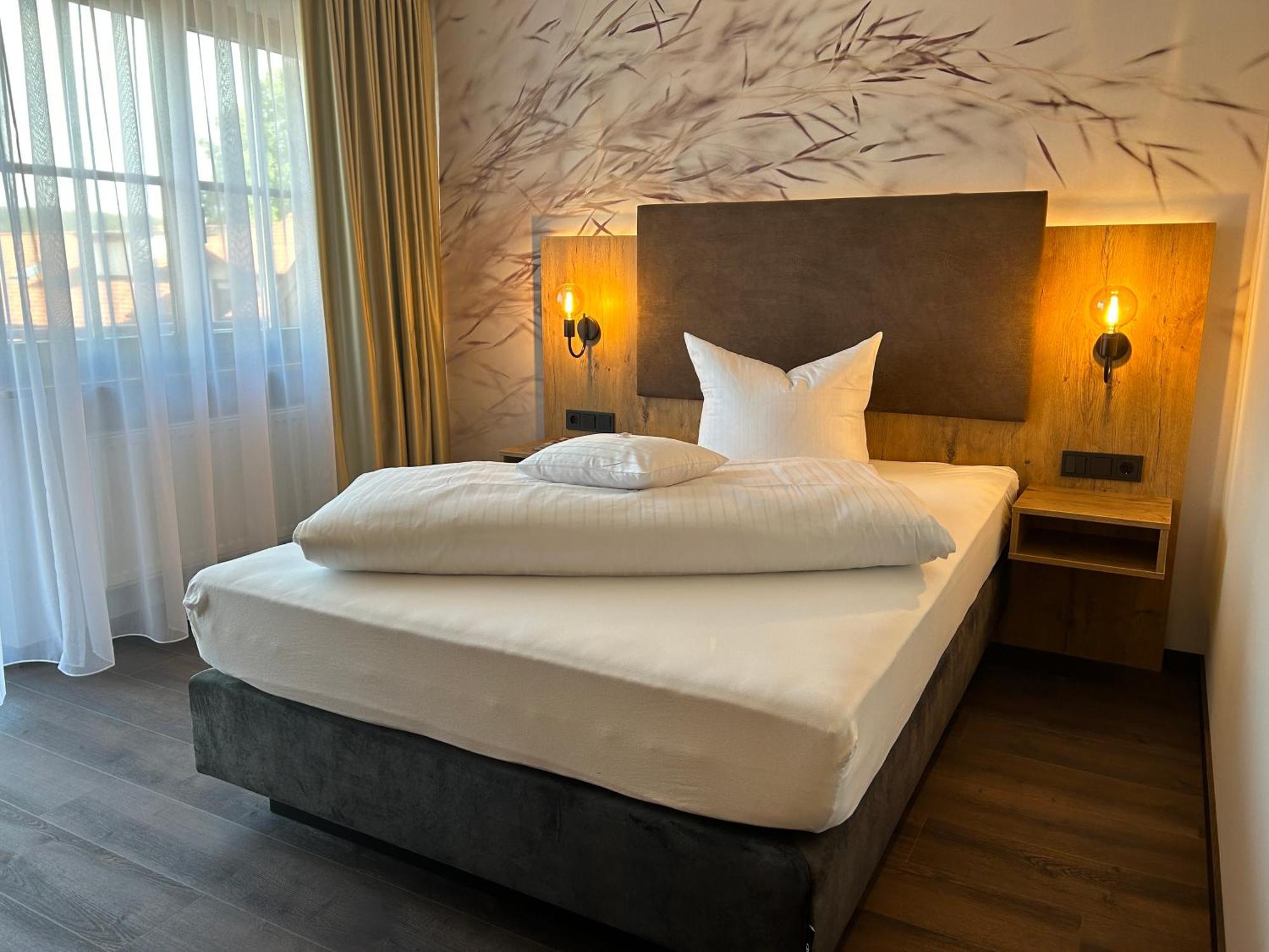 Hotel Schwaiger Glonn Buitenkant foto