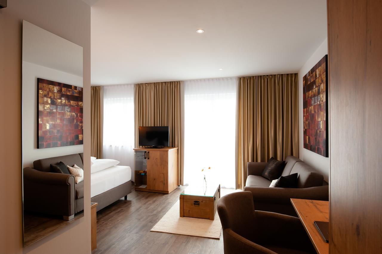 Hotel Schwaiger Glonn Buitenkant foto